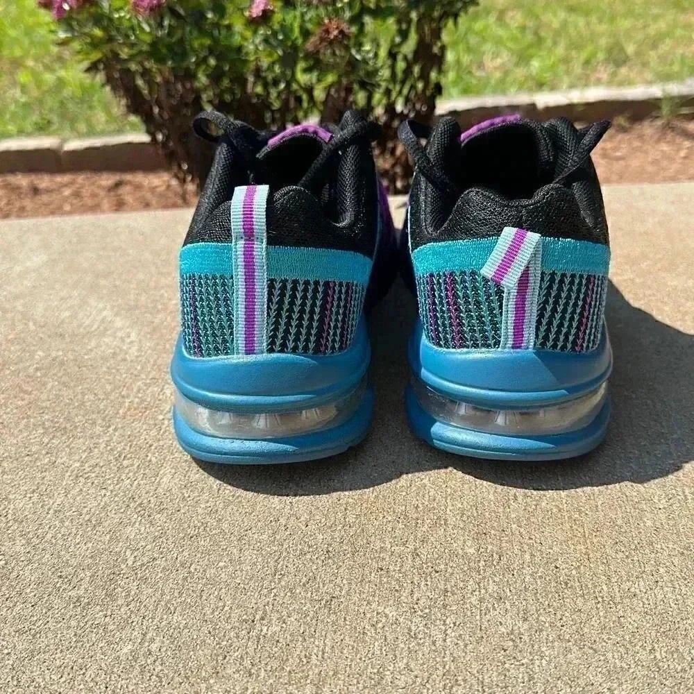 Omega Walk Sneakers - Picture 4 of 9